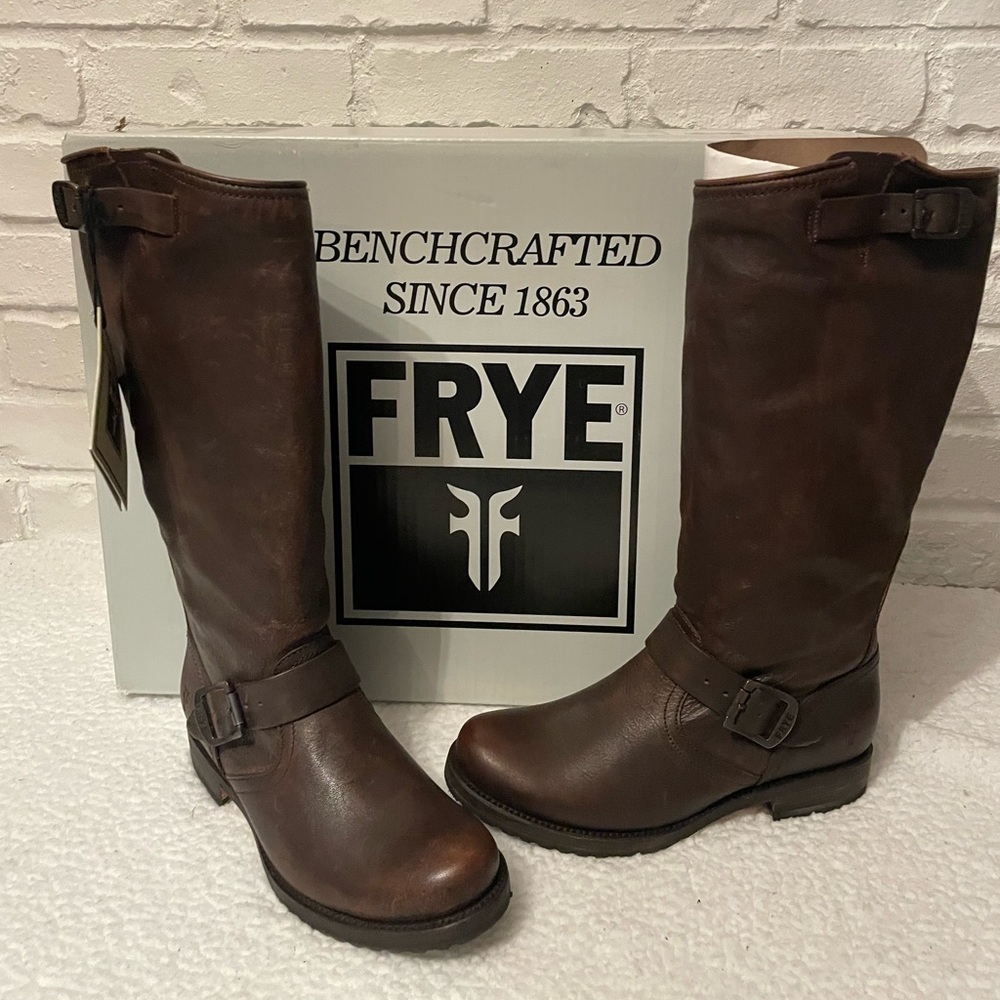 Vintage brand new Frye Dark Brown Leather Veronica Tall Boots